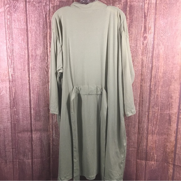 Royal Palms Spa Bathrobe A1 16 - Picture 5 of 5